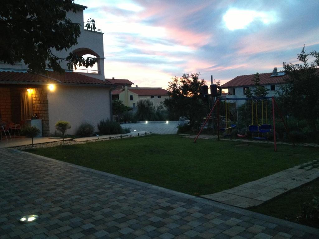 Tomic Apartma Biograd Na Moru